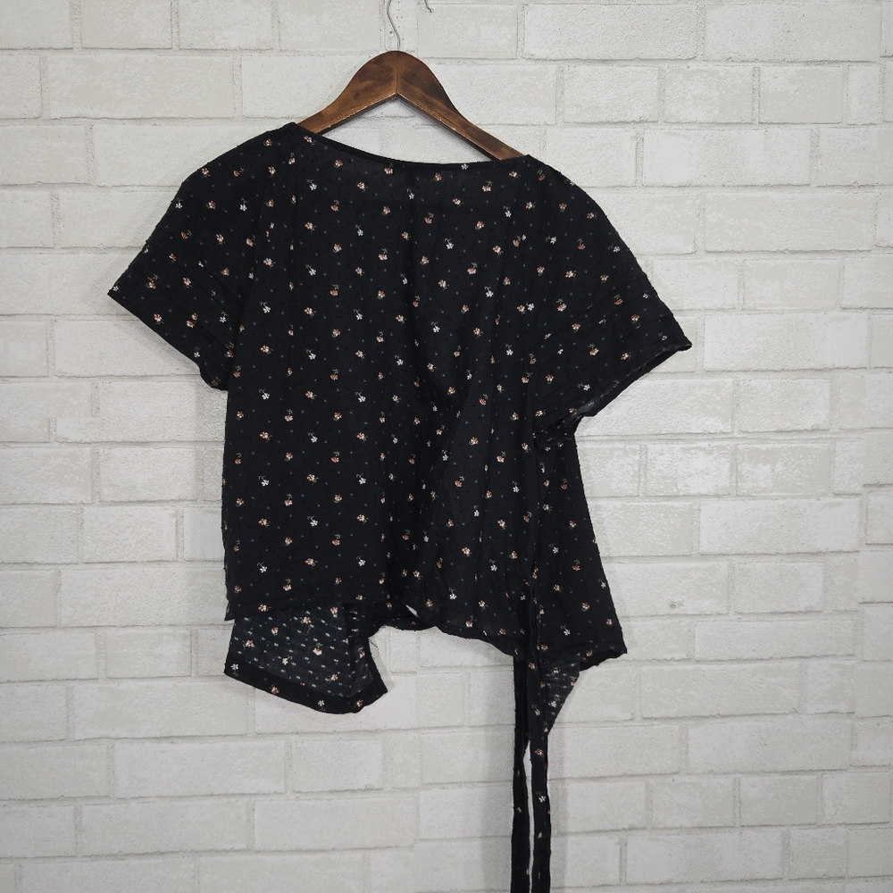 Madewell floral wrap around tie top - Picture 13 of 14